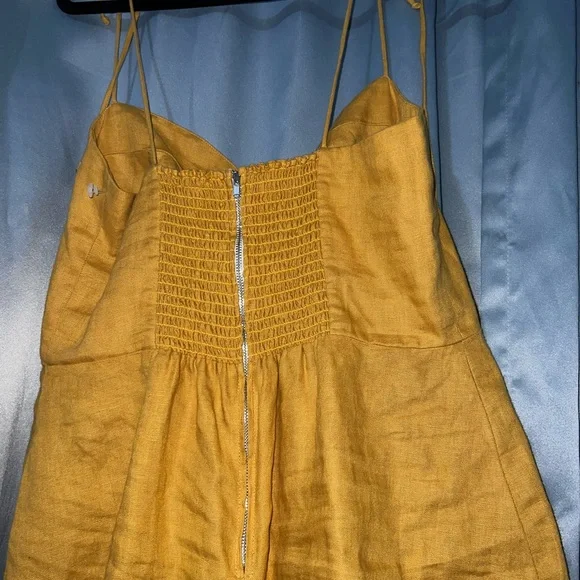 Reformation dress - Picture 5 of 7